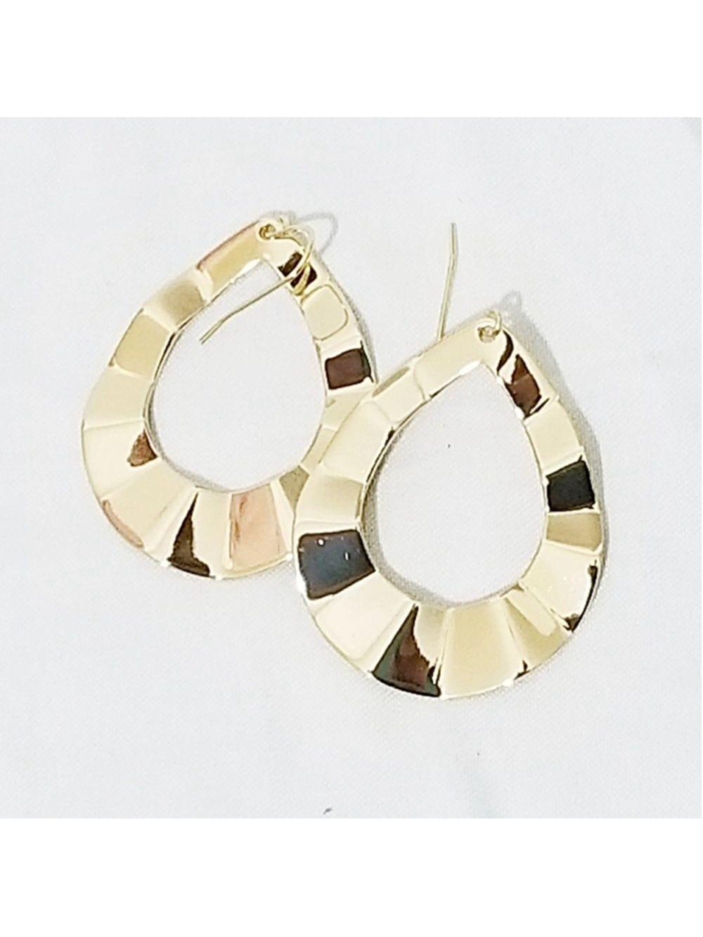 Halogen Gold Teardrop Earrings Open Wave Dangle Minimalist NWT